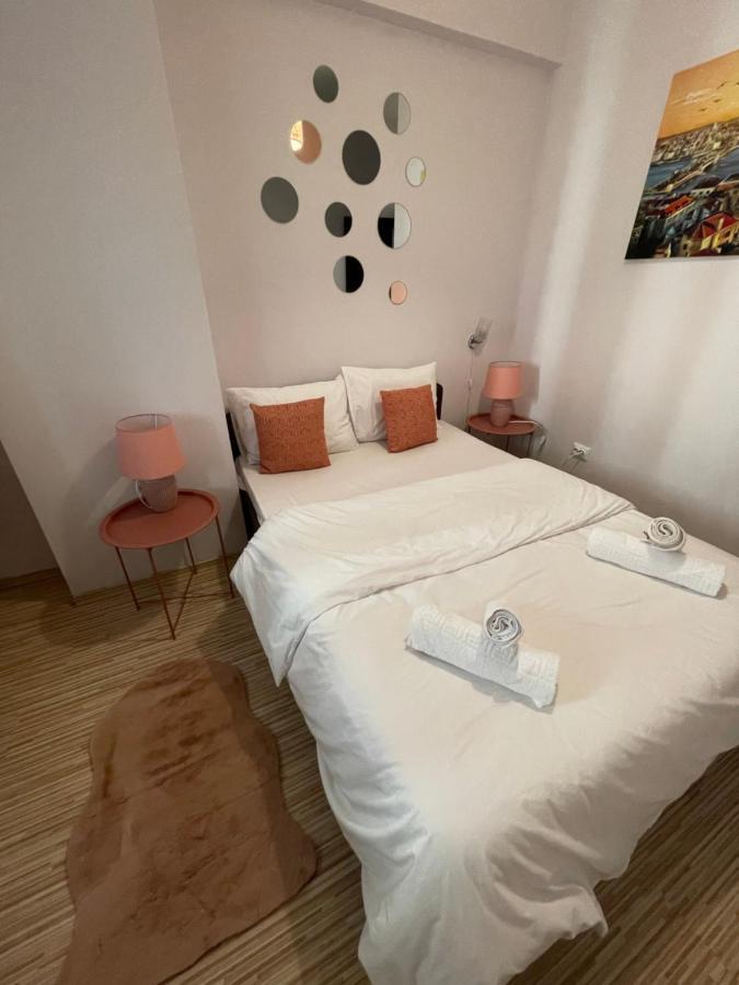 Le Lupin / Center Apartment Iasi Bagian luar foto